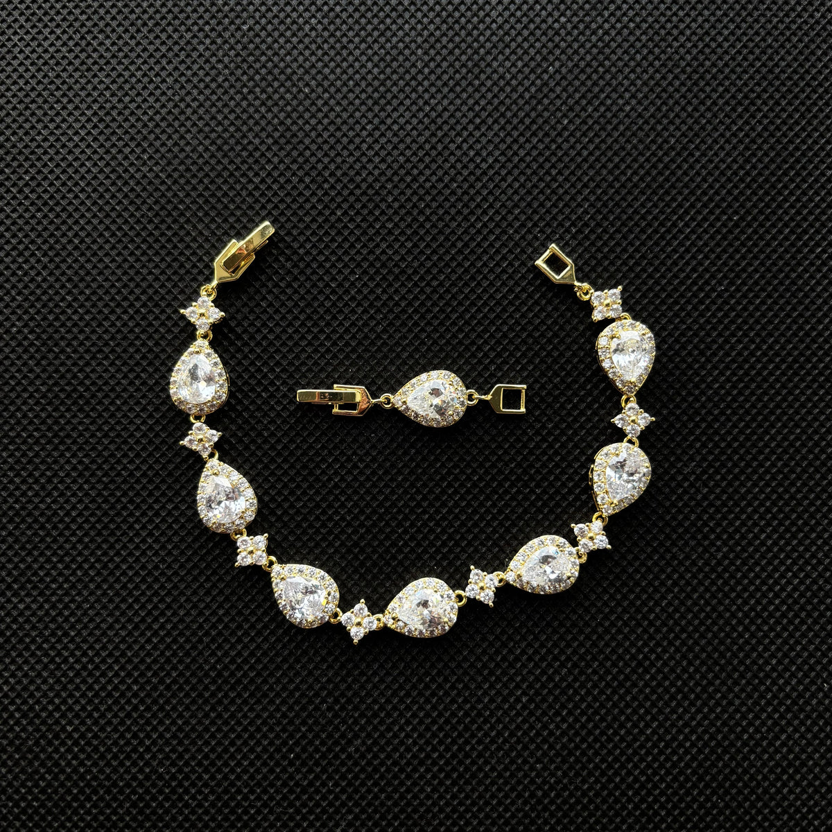 STELLAR STAR BRACELET | GOLD