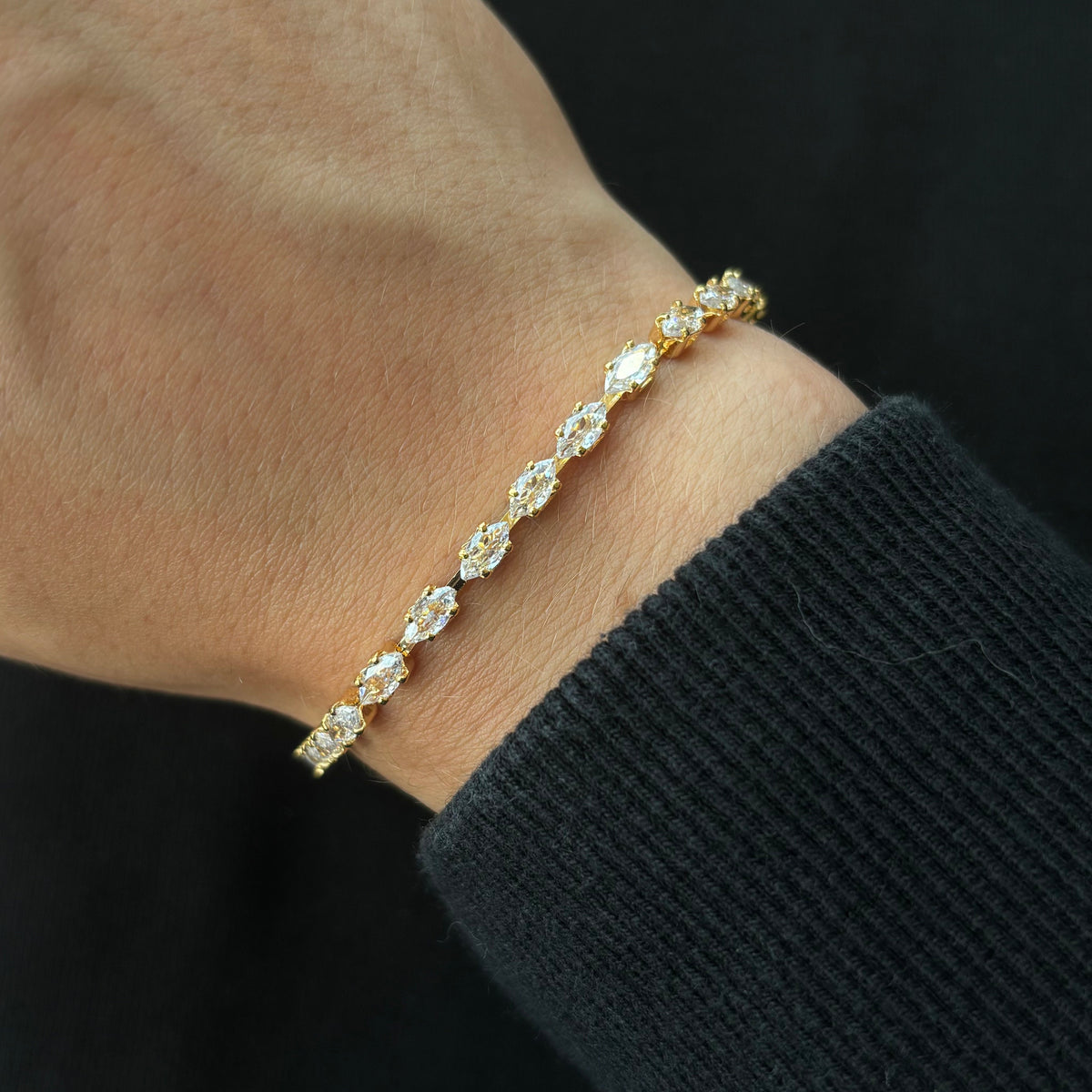LUMIÈRE CRYSTAL BRACELET | GOLD