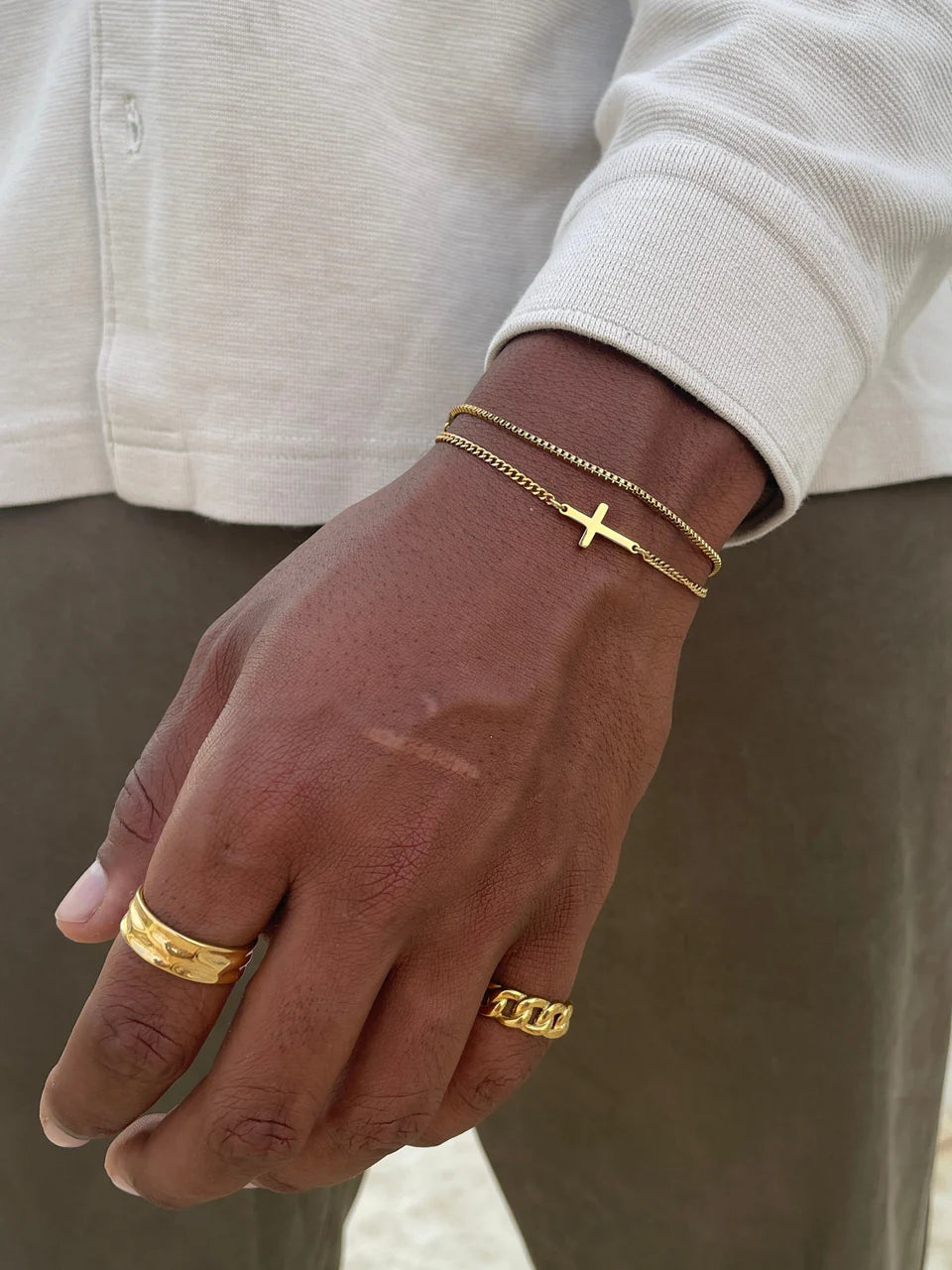 CROSS BRACELET | GOLD
