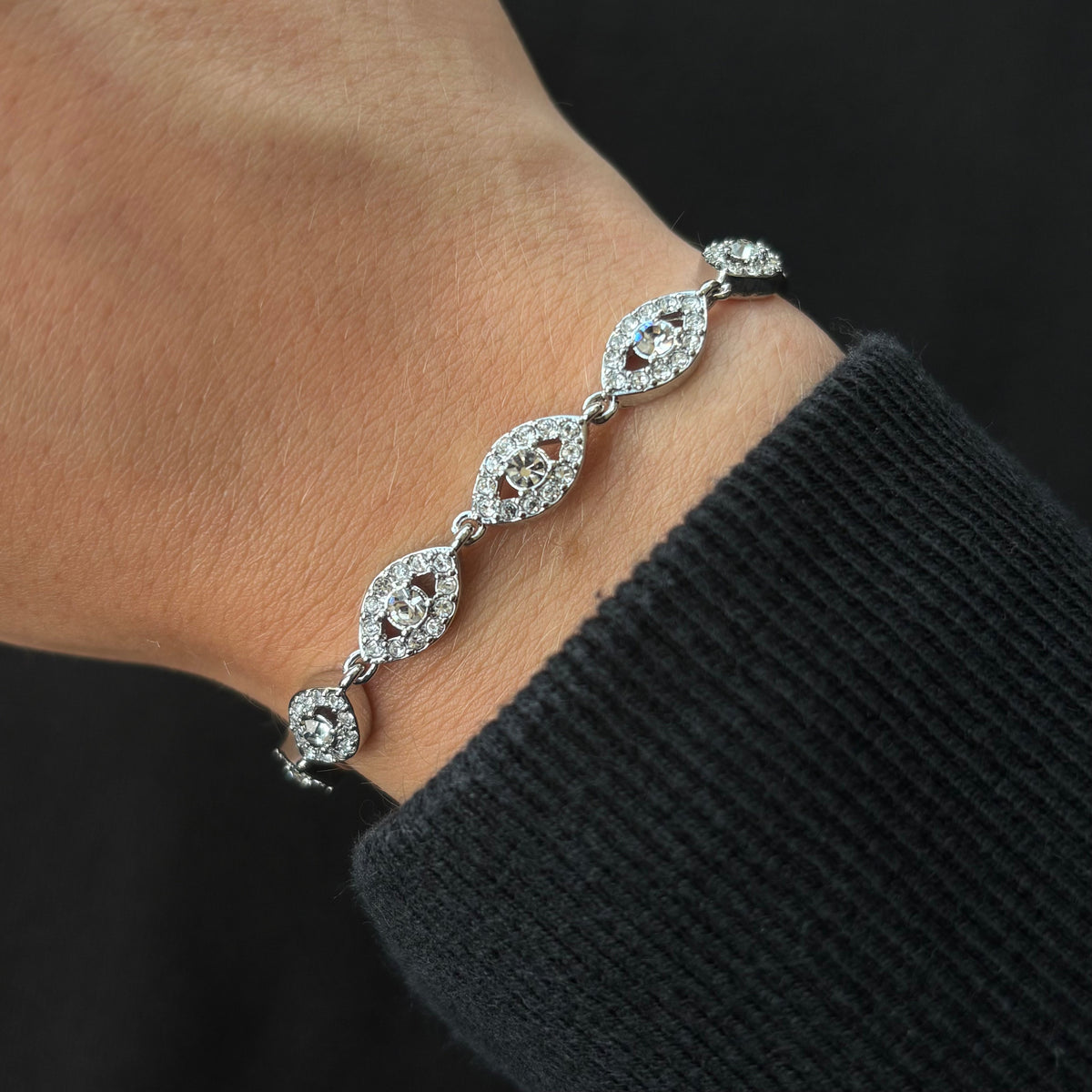 PURE ANGEL EYES BRACELET | SILVER