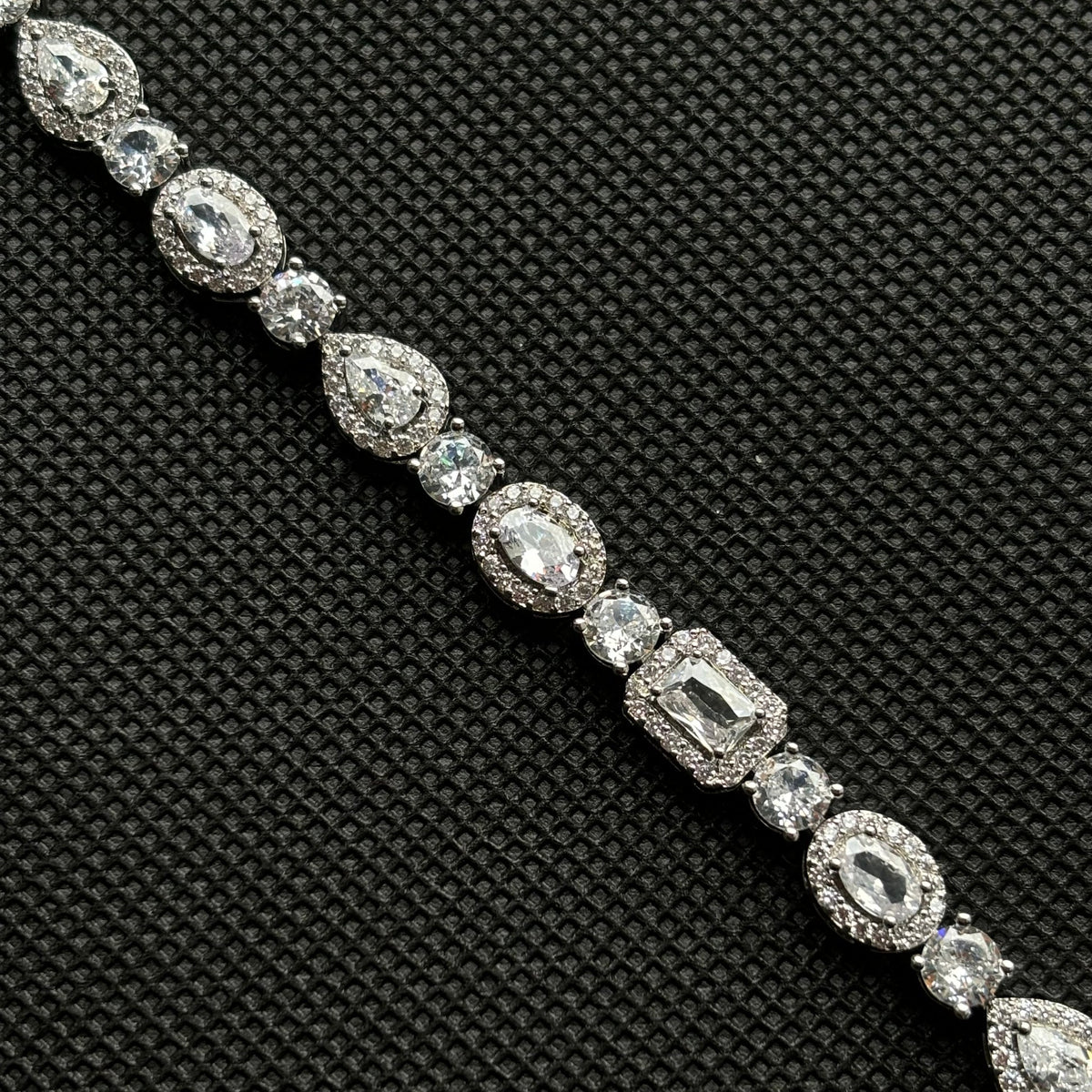 PRISM CUBE BRACELET | SILVER