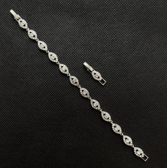 PURE ANGEL EYES BRACELET | SILVER