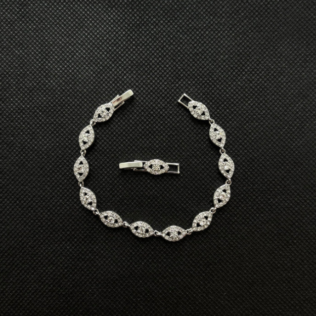 PURE ANGEL EYES BRACELET | SILVER